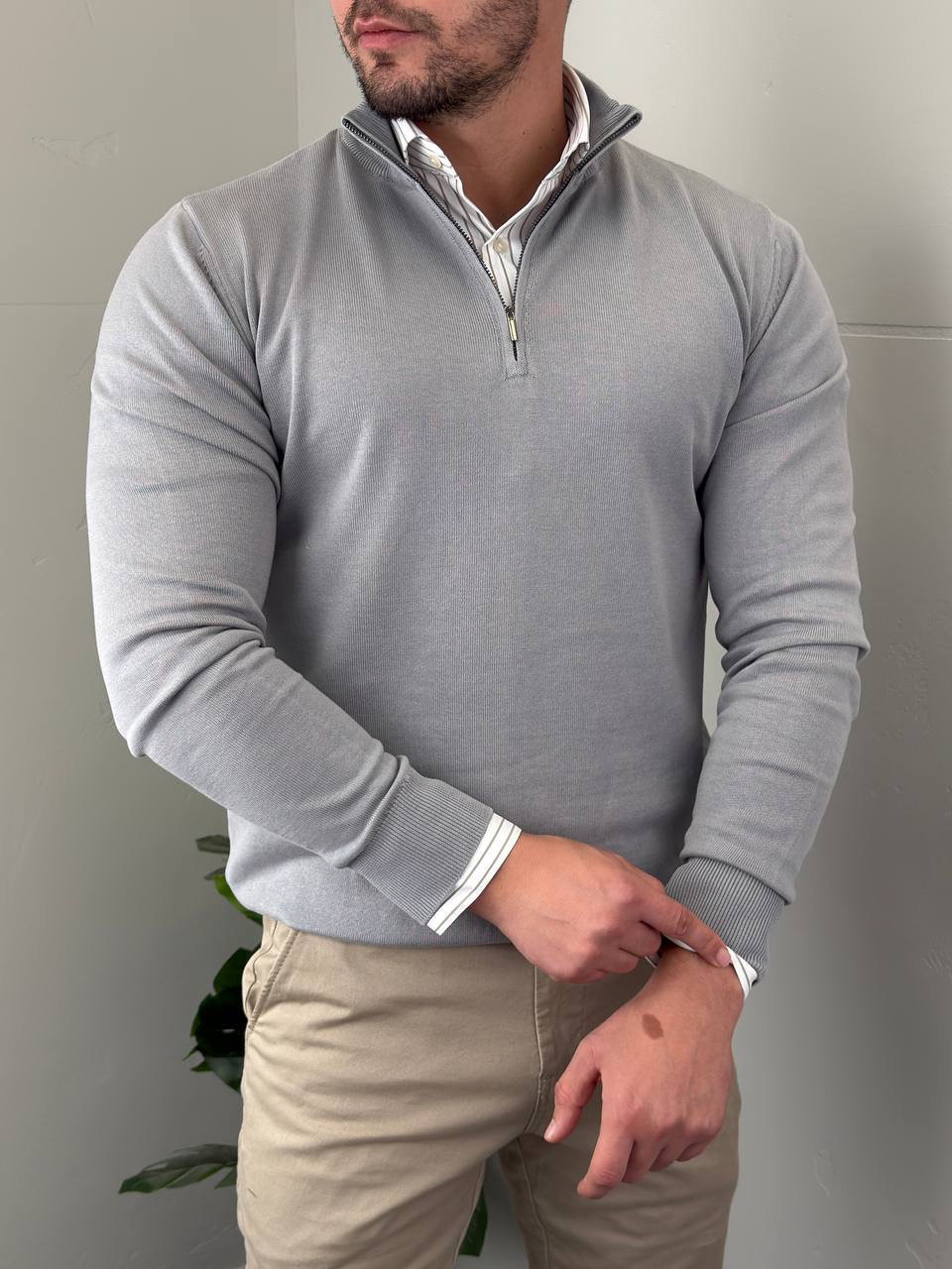 muski-dzemper-polu-zip-sivi-d1312-slika-1 Muški džemper polu zip D1312 - Slika 1